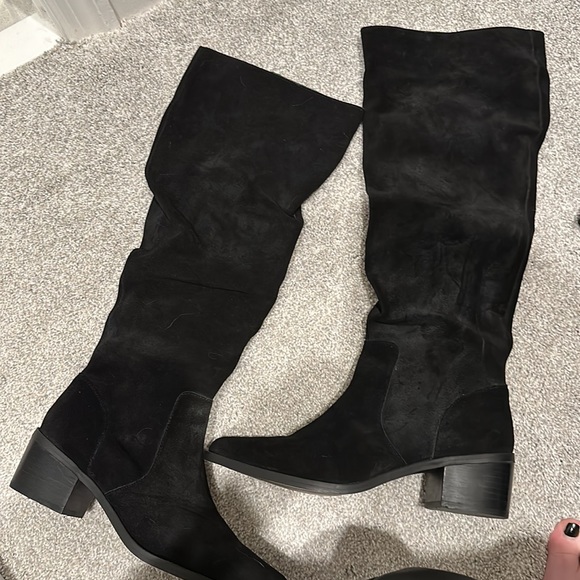 Steve Madden Holly suede pull on boot with inside zipper closure, Brand NEW - Picture 10 of 13
